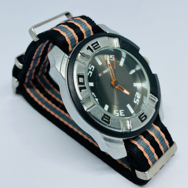 FB post(164) Woven nylon strap watch side view