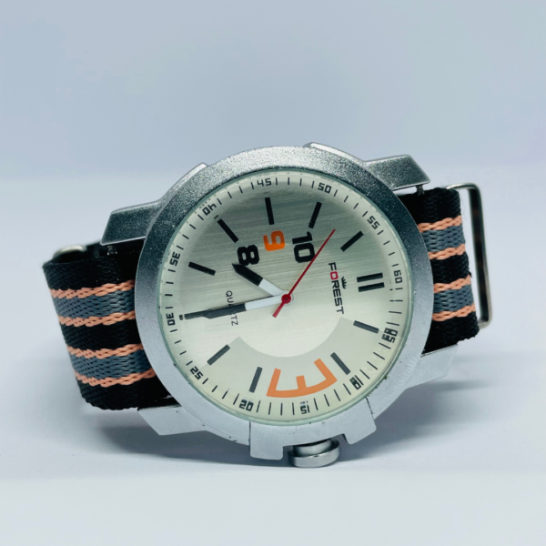 Foresti men's sports watch with black and white nylon strap