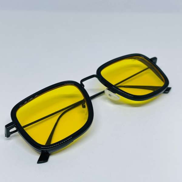 Retro Square Sunglasses for Men – Metal Frame, Superhero-Inspired Design with UV Protection