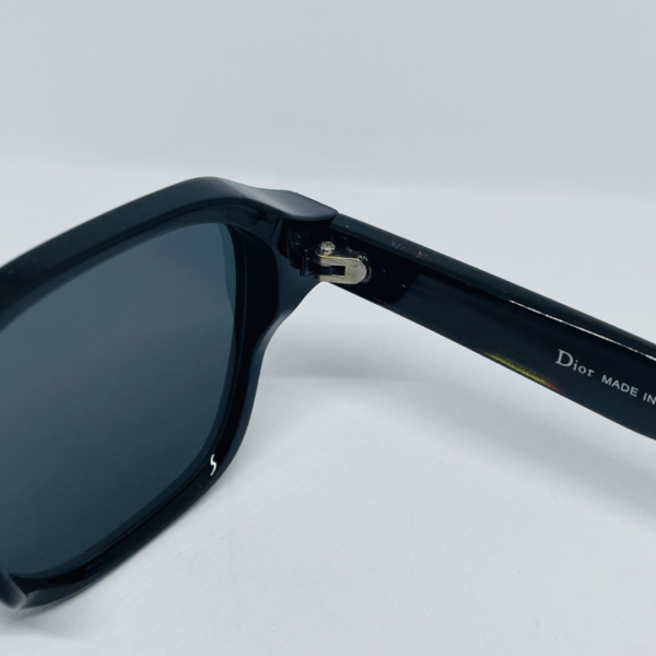 fashion-sunglasses-stylish-shades.jpg Fashion sunglasses stylish shades UV protection