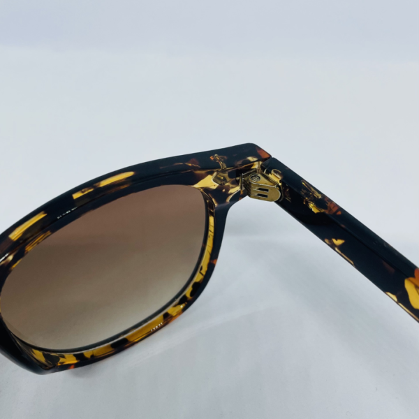 Trendy men sunglasses round shape UV400 eyewear