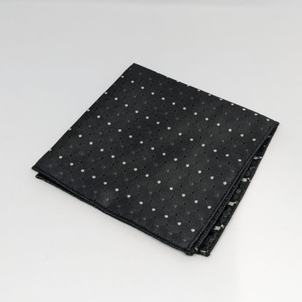 pocket-square-fabric-detail.jpg Men pocket square suit styling close view