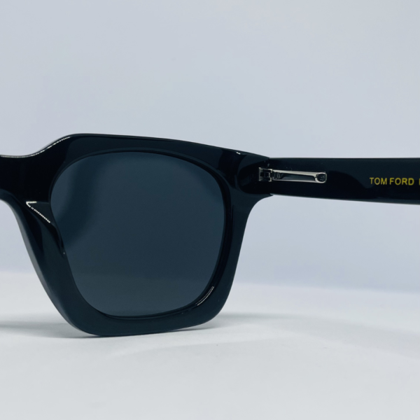 Black sunglasses for men with UV protection