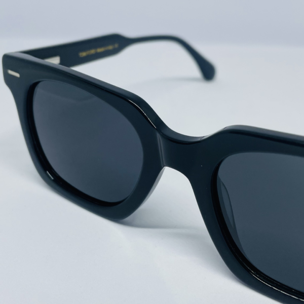 Men's black sunglasses with sun protection
