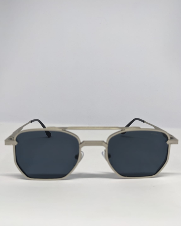 Square aviator sunglasses metal alloy frame close up