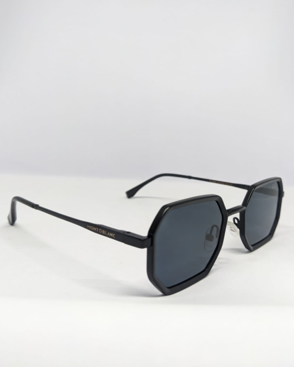 Untitled design(1) Geometric polygon frame sunglasses in matte black finish